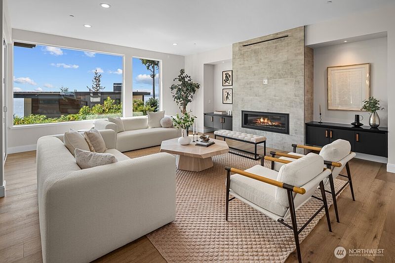 3rd image of 5630 Beach Drive SW