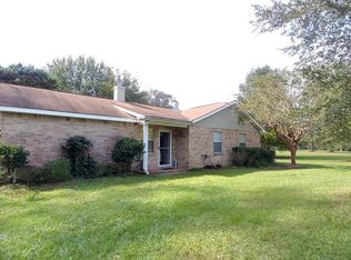 412 Old Ness Plantation Rd, Carriere, MS 39426