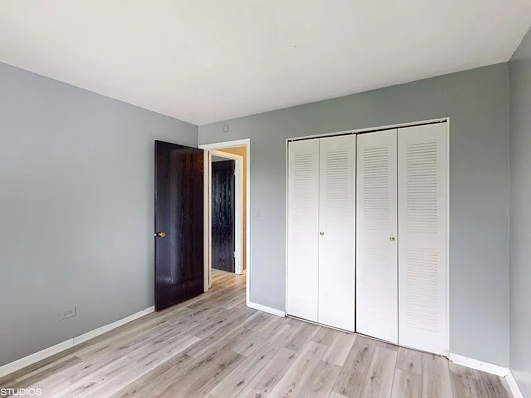 8111 Waterbury Ct — Photo 51