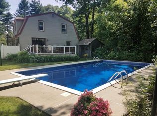 285 Grove St, Paxton, MA 01612