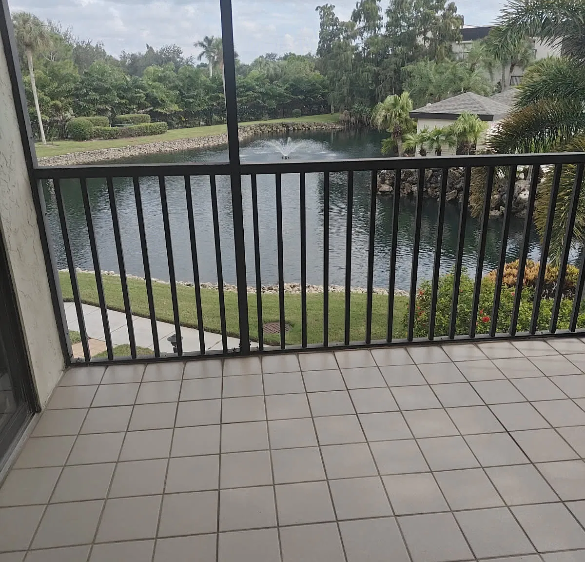 2 bed, 1429 sqft, $1,850 — Photo 2