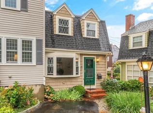 12 Bradford Ct, Marblehead, MA 01945