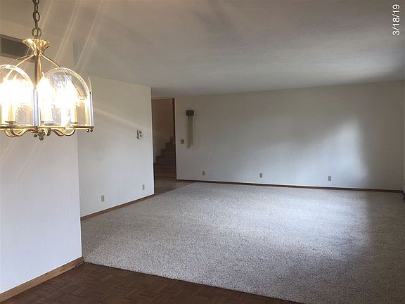 5th image of 139 Sherwood Dr