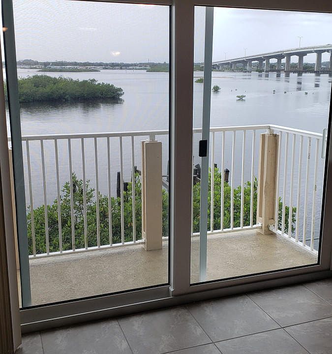 1st image of 3600 S Peninsula Dr APT 11