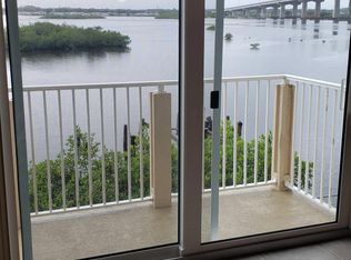 3600 S Peninsula Dr APT 11, Port Orange, FL 32127