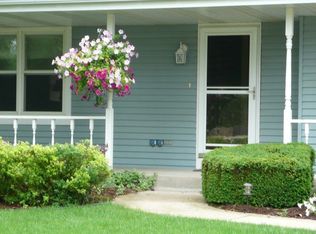 3409 Amhurst Rd, Janesville, WI 53546