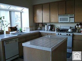 4th image of 16107 Crestline Dr