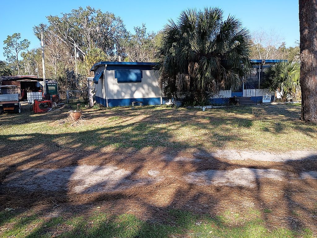 126 Golf Course Ln