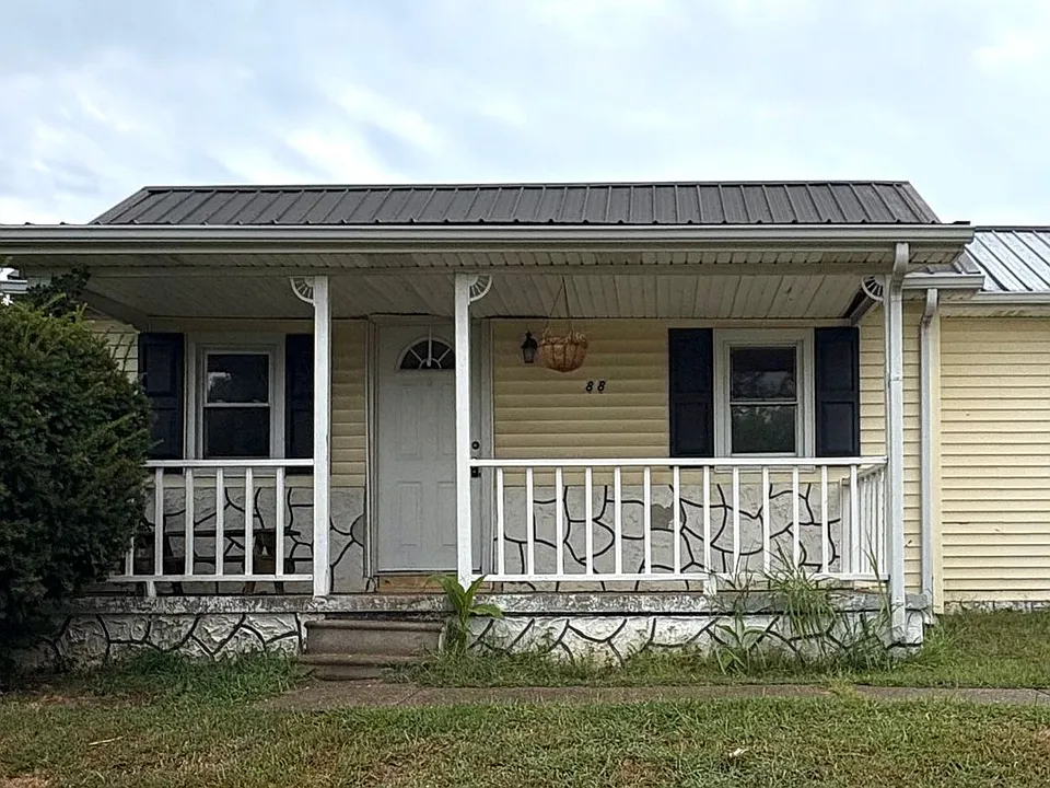 88 Green Valley Rd