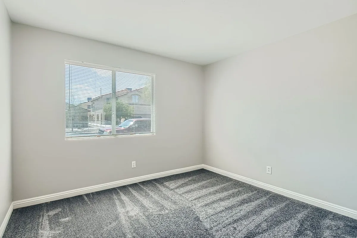 Building Photo - 3862 Blue Wave Dr