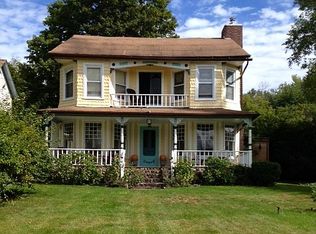 42 Old Post Rd, Staatsburg, NY 12580