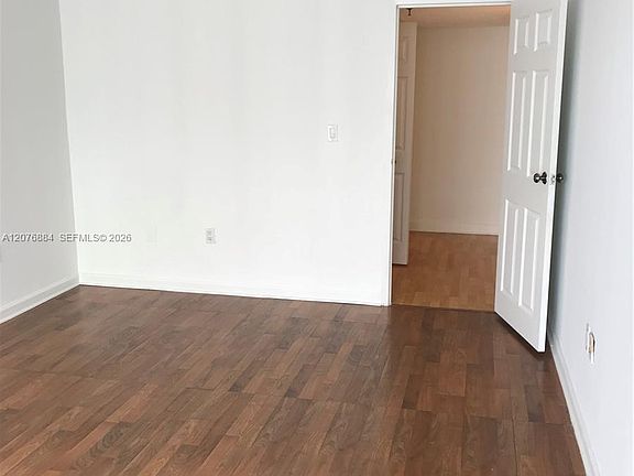 3rd image of 555 NE 15th St APT 30E