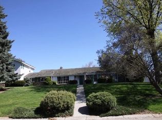 821 W Wyndemere Dr, Boise, ID 83702