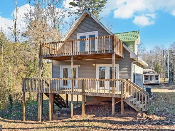 501 Lewis Dr, Lavonia, GA 30553