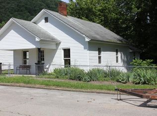 150 S. Madison, Irvine, KY 40336
