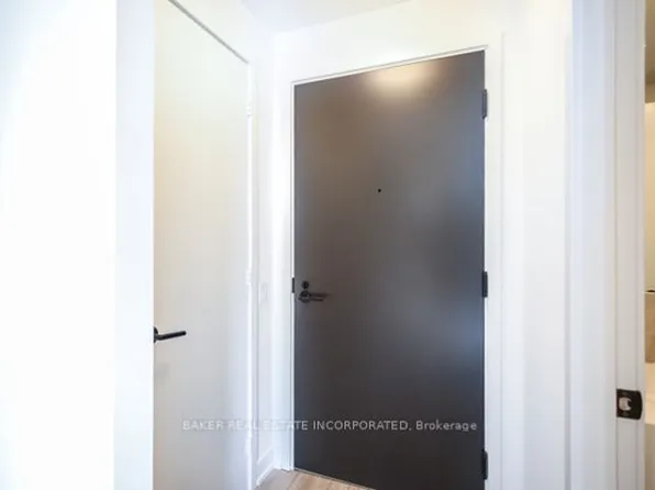 108 Peter St, Toronto, ON