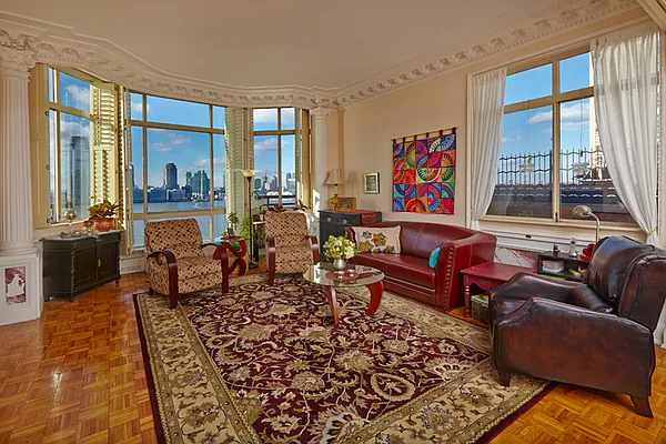 Sold by Brown Harris Stevens | media 31