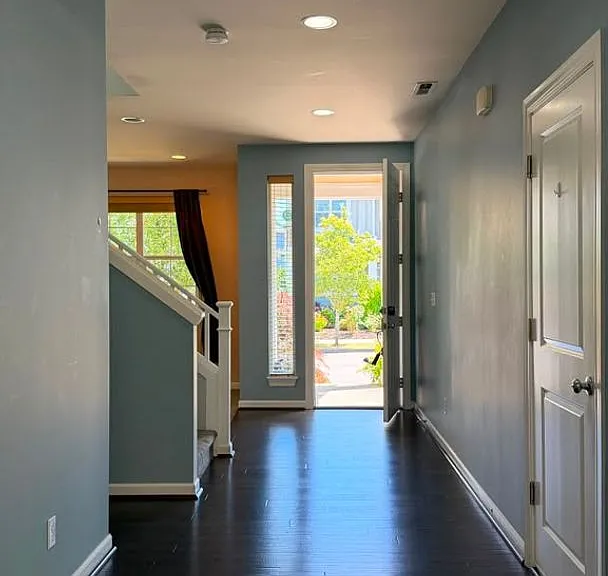 19506 36th Dr SE — Photo 4