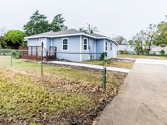 5th image of 404 Ballard Rd