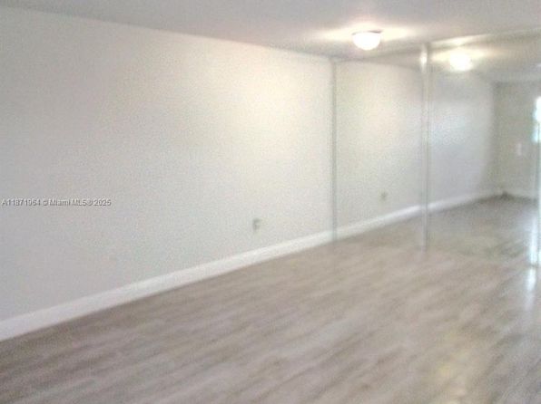 550 SW 115th Ave #403-H