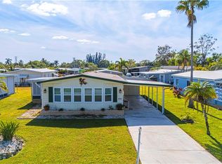 270 Pine Key Ln #204, Naples, FL 34114