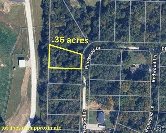 1st image of 437 Pinewood Dr