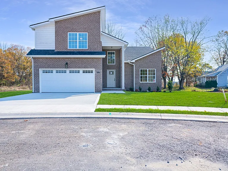 533 S Halifax Ct — Photo 2
