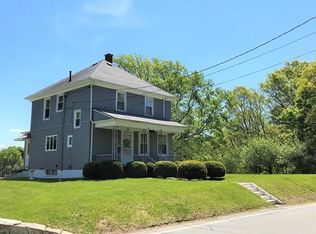128 Gardners Neck Rd, Swansea, MA 02777