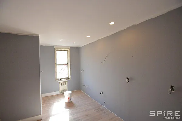 Rented by Spire Group | media 12