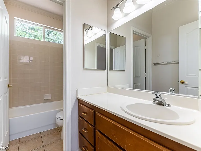 4432 Lobero Ave — Photo 13