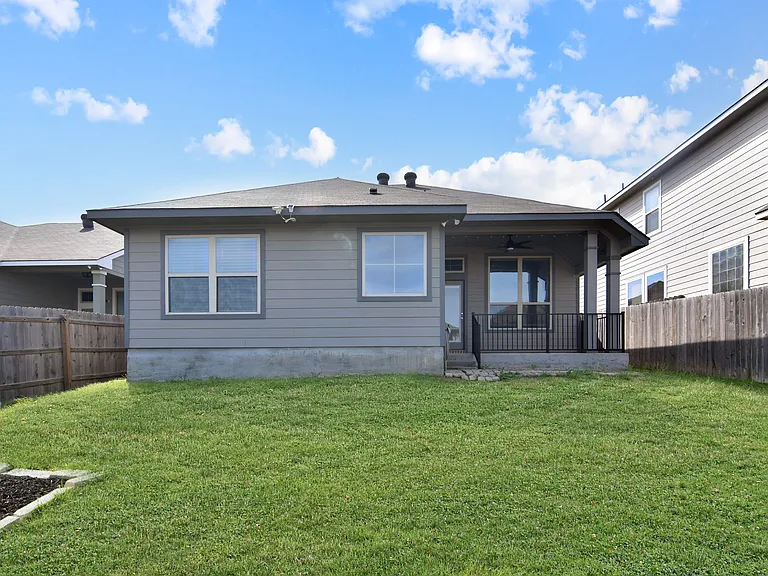 3409 Addison St — Photo 16