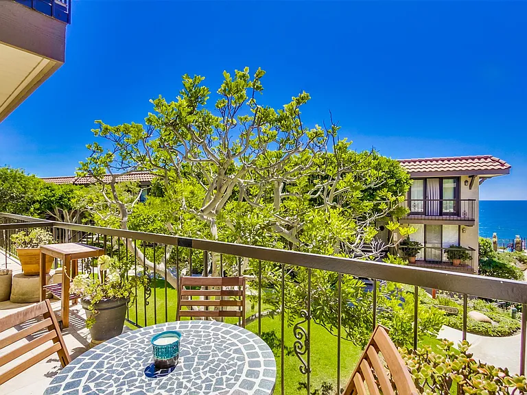 190 Del Mar Shores Ter #65 — Photo 7
