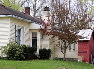 75 Summit St, Saranac, MI 48881