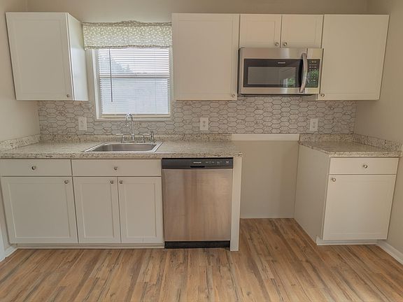 4th image of 501 Buckskin Ln