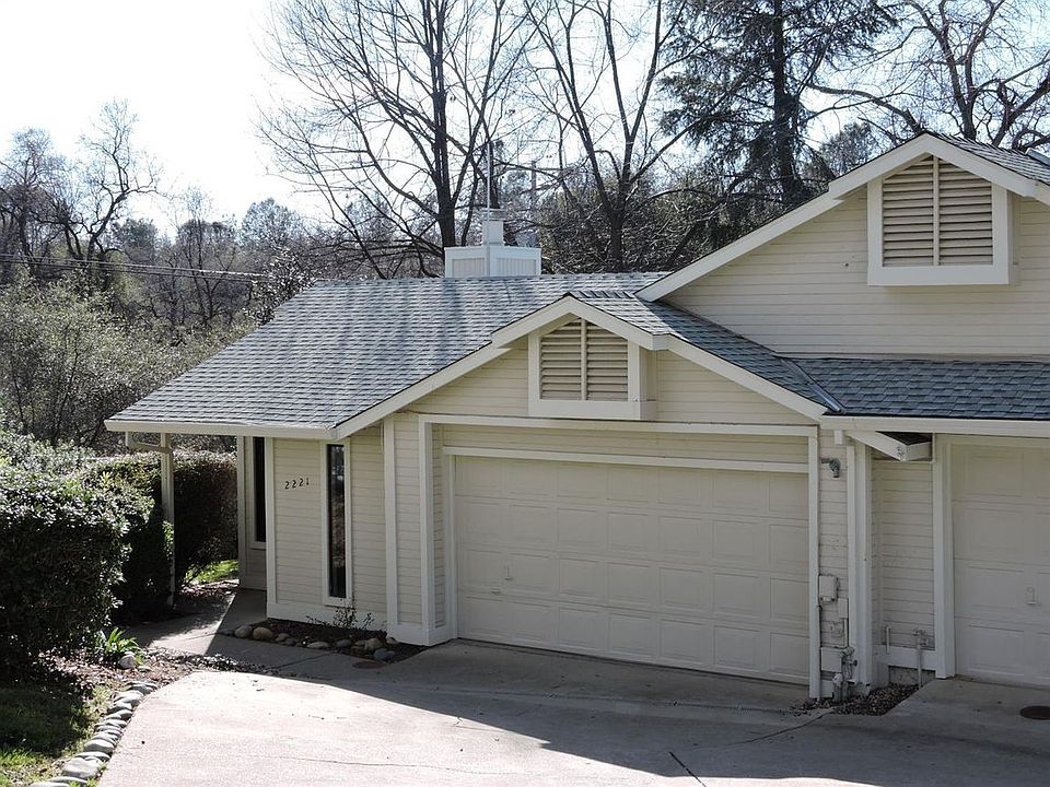 1st image of 2221 Country Villa Ct