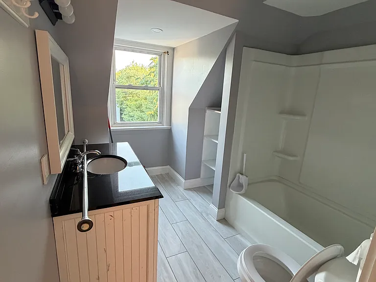 134 Grand Ave #3 — Photo 5
