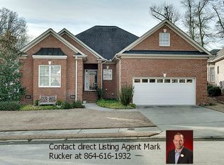 124 Banbury Cir, Simpsonville, SC 29681