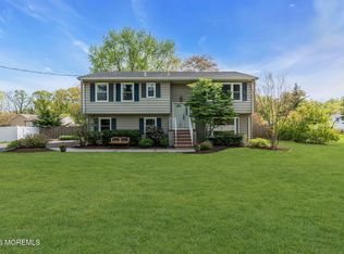 46 Balloch Place, Red Bank, NJ 07701
