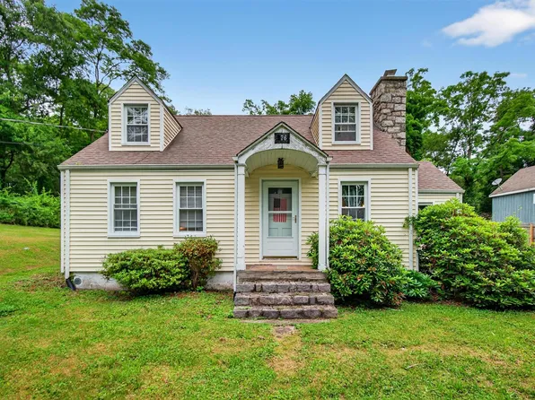 5776 Albany Post Road, Cortlandt Manor, NY 10567