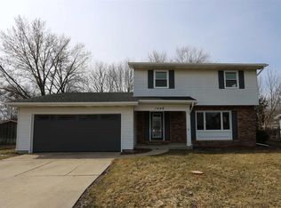 1440 Hampshire Dr, South Bend, IN