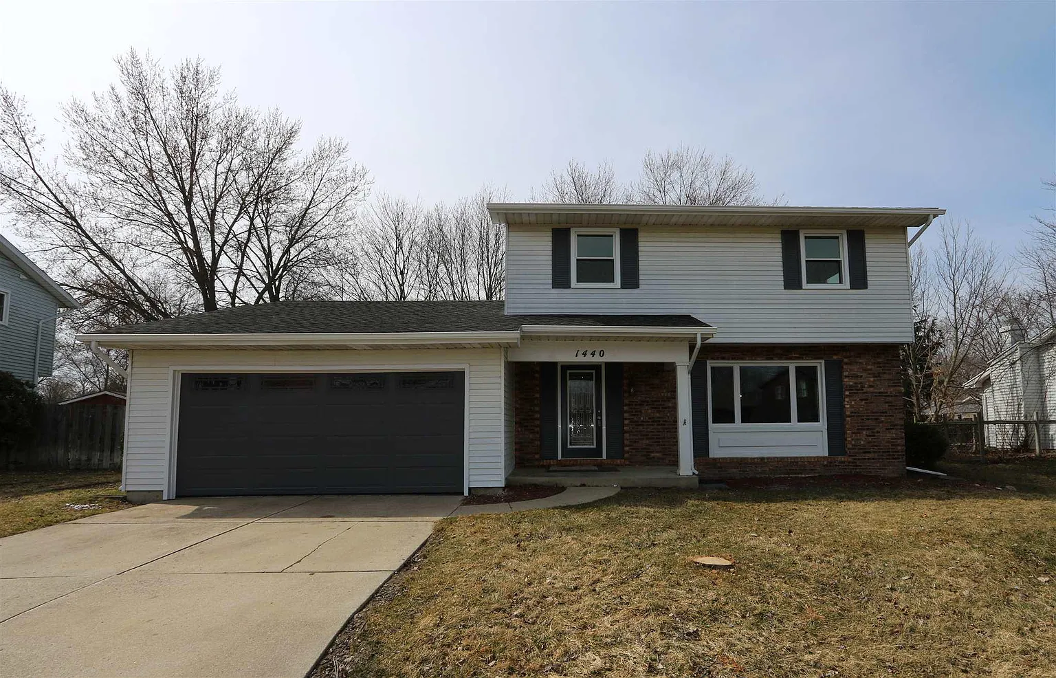 1440 Hampshire Dr photo 1