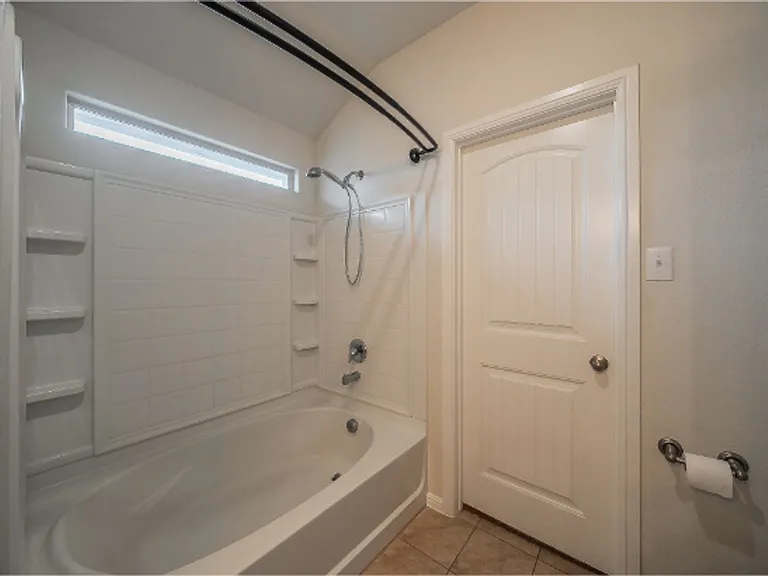 7325 Wavecrest Way — Photo 35