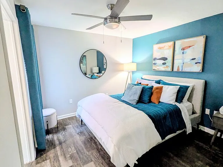 Centric on 34th Apartments — Photo 42