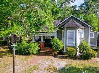 1107 Elizabeth St, Waycross, GA 31503