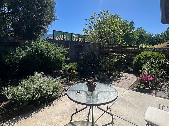 5th image of 92 Dunn Cir