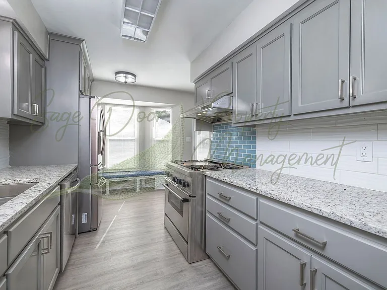 11913 Sycamore Ave — Photo 25