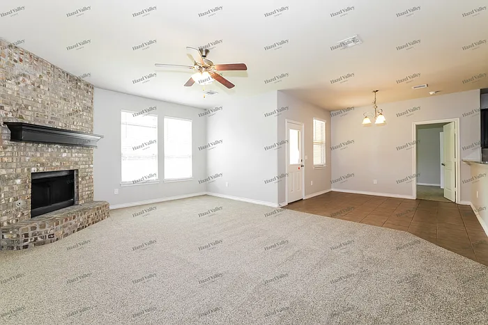 9704 Squire Ln — Photo 6