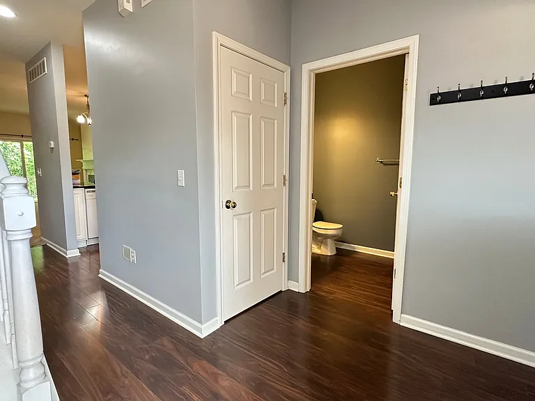 5555 Woodruff Shore Dr — Photo 6