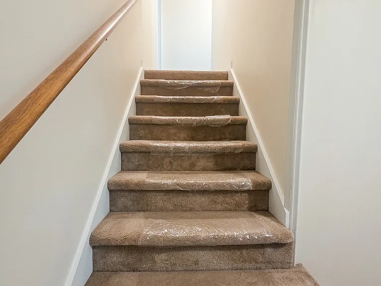 228 Solomon Dr — Photo 7