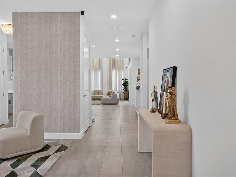 2254 Lost Horizon Way — Photo 3